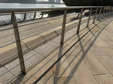 不锈钢护栏E款